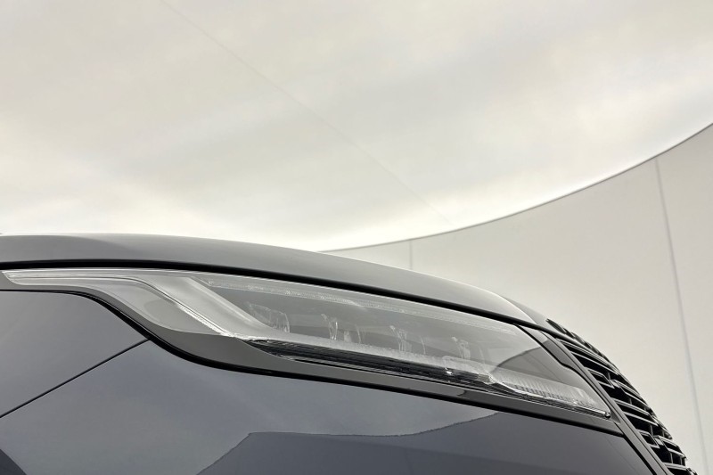 Used Land Rover Range Rover Velar 2024 for sale - 77420529: Photo 17