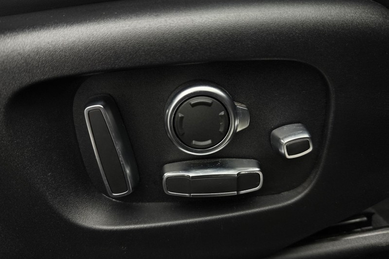 Used Land Rover Range Rover Velar 2024 for sale - 77420529: Photo 24