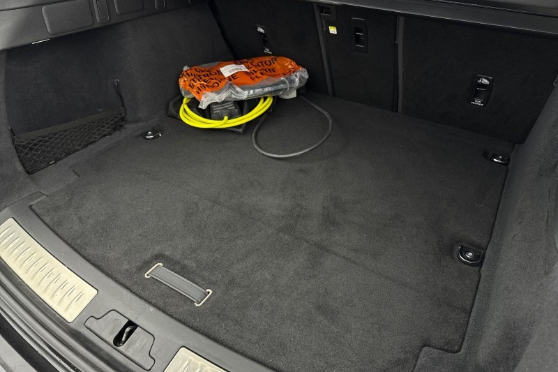 Used Land Rover Range Rover Velar 2024 for sale - 77420529: Photo 37