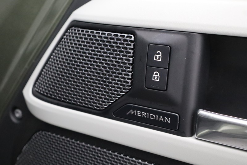 Used Land Rover Defender 2022 for sale - 78165903: Photo 30