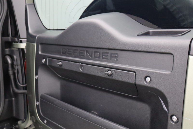 Used Land Rover Defender 2022 for sale - 78165903: Photo 47