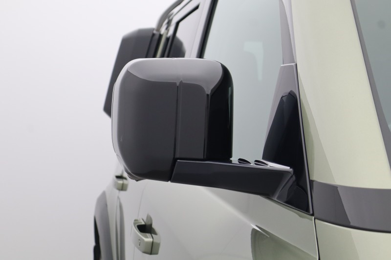 Used Land Rover Defender 2022 for sale - 78165903: Photo 58