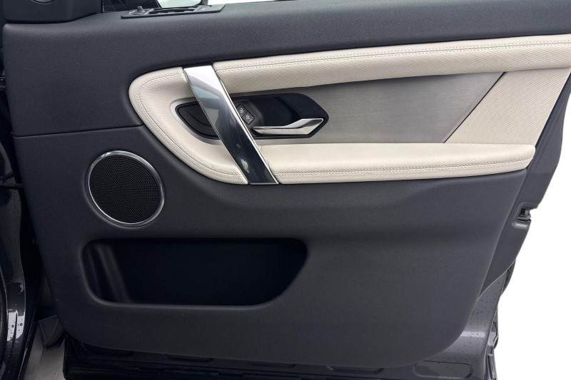 Used Land Rover Discovery Sport 2022 for sale - 77545385: Photo 22