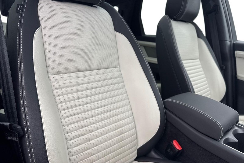 Used Land Rover Discovery Sport 2022 for sale - 77545385: Photo 26