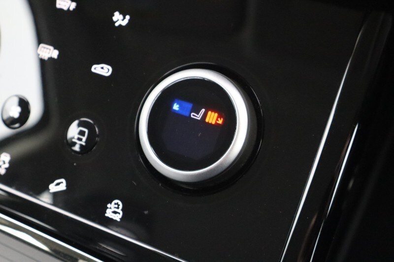 Used Land Rover Range Rover Evoque 2023 for sale - 77844754: Photo 32