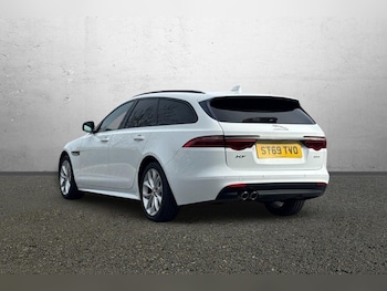 Used Jaguar XF 2019 for sale - 78344061: Photo