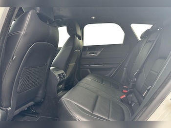 Used Jaguar XF 2019 for sale - 78344061: Photo