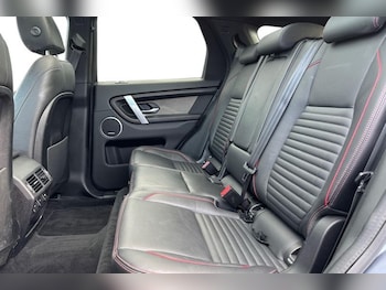 Used Land Rover Discovery Sport 2020 for sale - 76984356: Photo