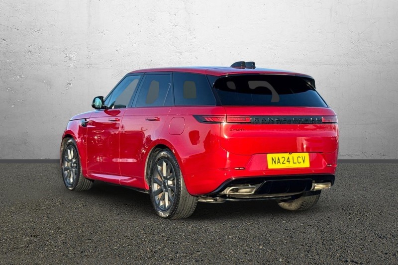 Used Land Rover Range Rover Sport 2024 for sale - 77137799: Photo 2