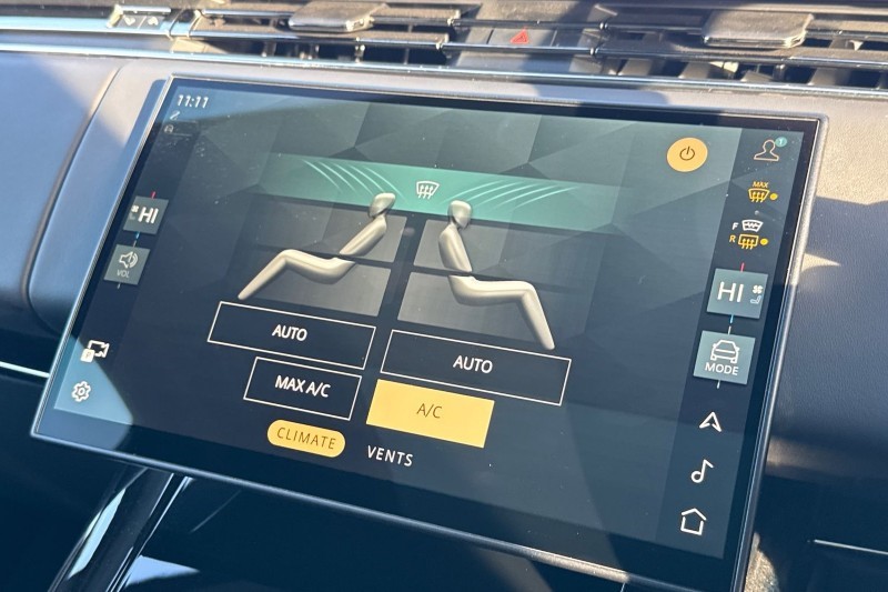 Used Land Rover Range Rover Sport 2024 for sale - 77137799: Photo 32