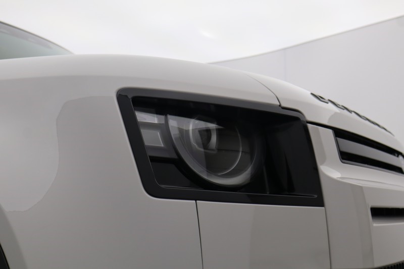 Used Land Rover Defender 2025 for sale - 78105829: Photo 21