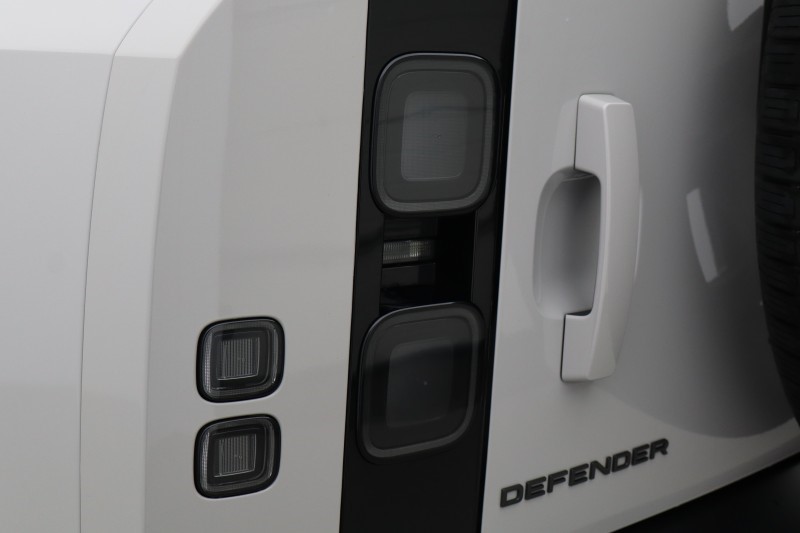 Used Land Rover Defender 2025 for sale - 78105829: Photo 23