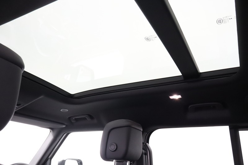 Used Land Rover Defender 2025 for sale - 78105829: Photo 25