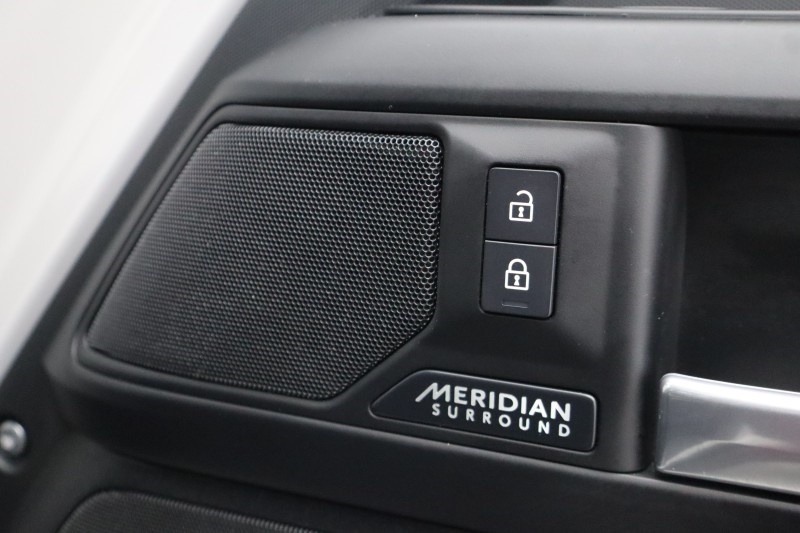 Used Land Rover Defender 2025 for sale - 78105829: Photo 29