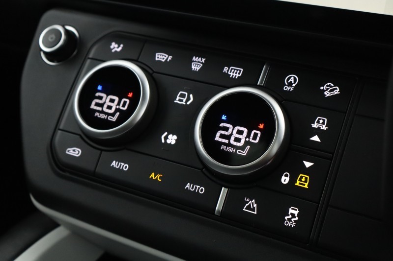 Used Land Rover Defender 2025 for sale - 78105829: Photo 39