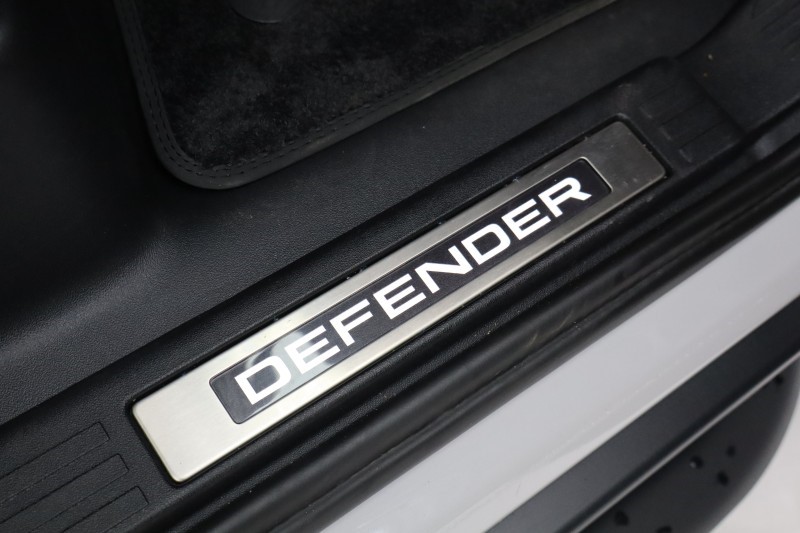 Used Land Rover Defender 2025 for sale - 78105829: Photo 43