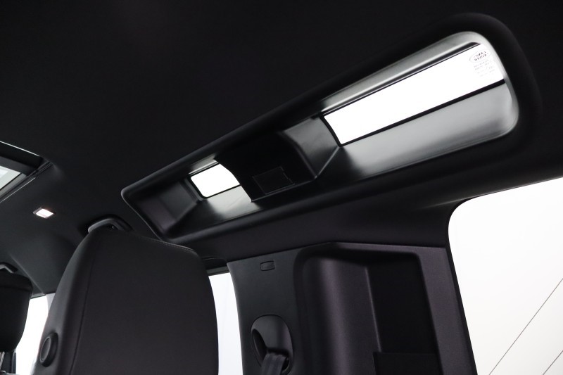 Used Land Rover Defender 2025 for sale - 78105829: Photo 46