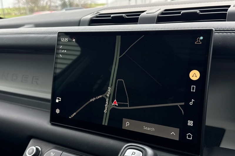 Used Land Rover Defender 2025 for sale - 77607116: Photo 12