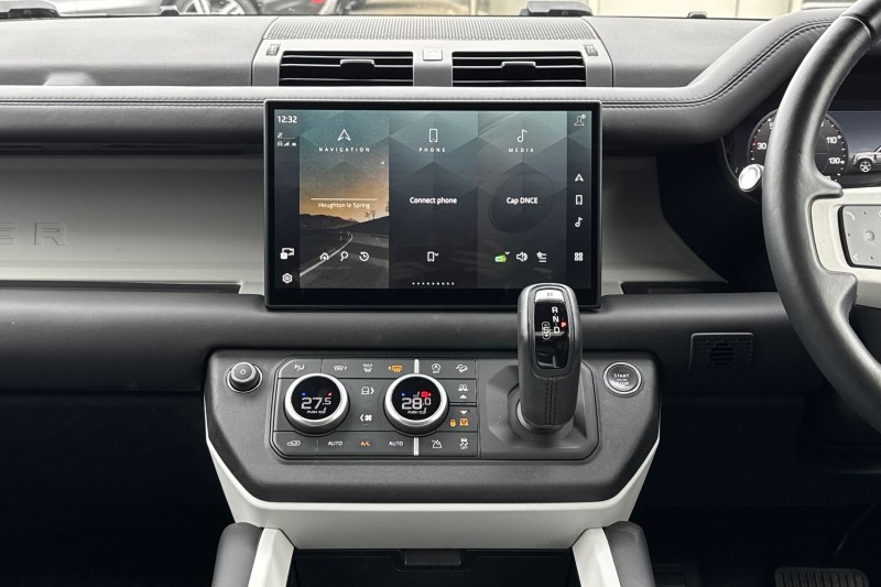 Used Land Rover Defender 2025 for sale - 77607116: Photo 15
