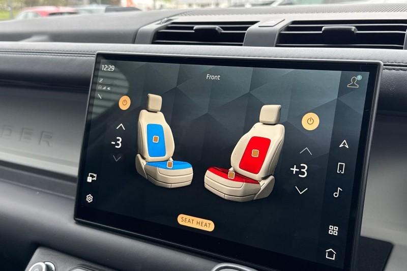 Used Land Rover Defender 2025 for sale - 77607116: Photo 33