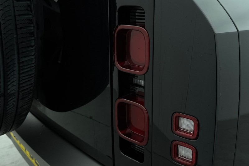 Used Land Rover Defender 2025 for sale - 77607116: Photo 45