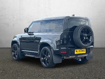 Used Land Rover Defender 2026 for sale - 79433665: Photo