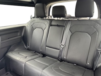 Used Land Rover Defender 2026 for sale - 79433665: Photo