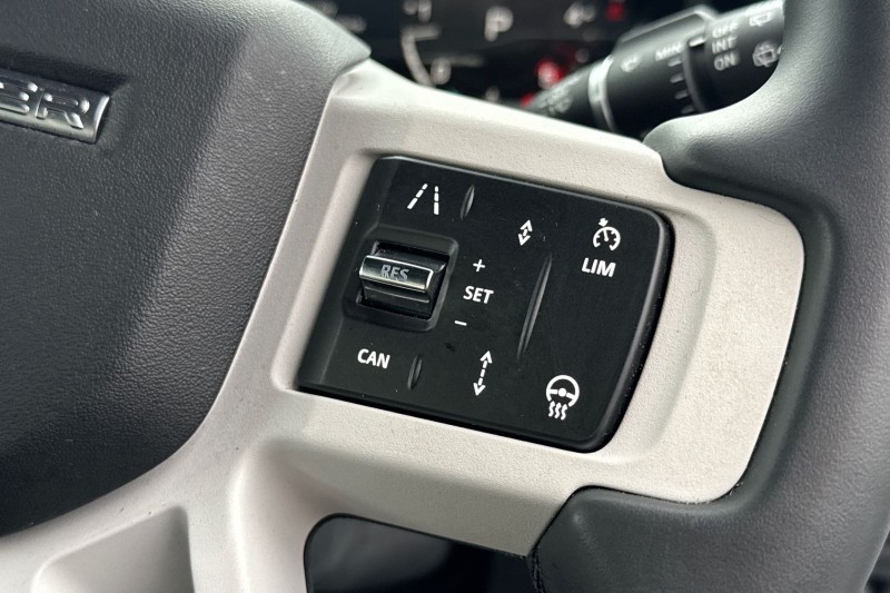 Used Land Rover Defender 2024 for sale - 76984335: Photo 28