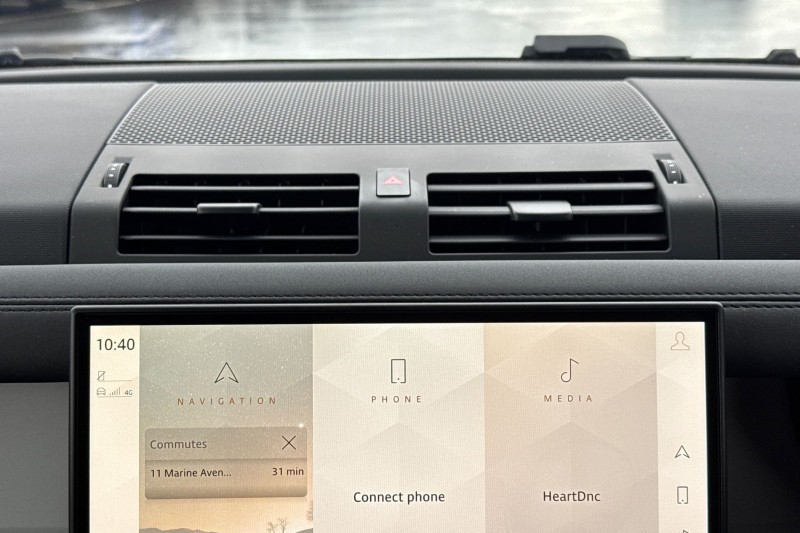 Used Land Rover Defender 2024 for sale - 76984335: Photo 32