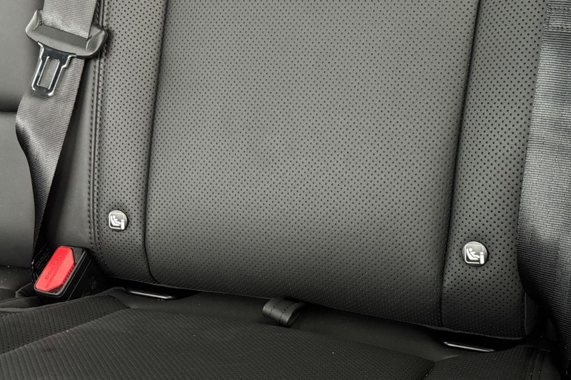 Used Land Rover Defender 2024 for sale - 76984335: Photo 33