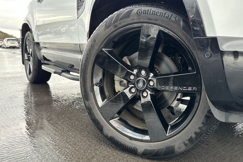 Used Land Rover Defender 2024 for sale - 76984335: Photo 38