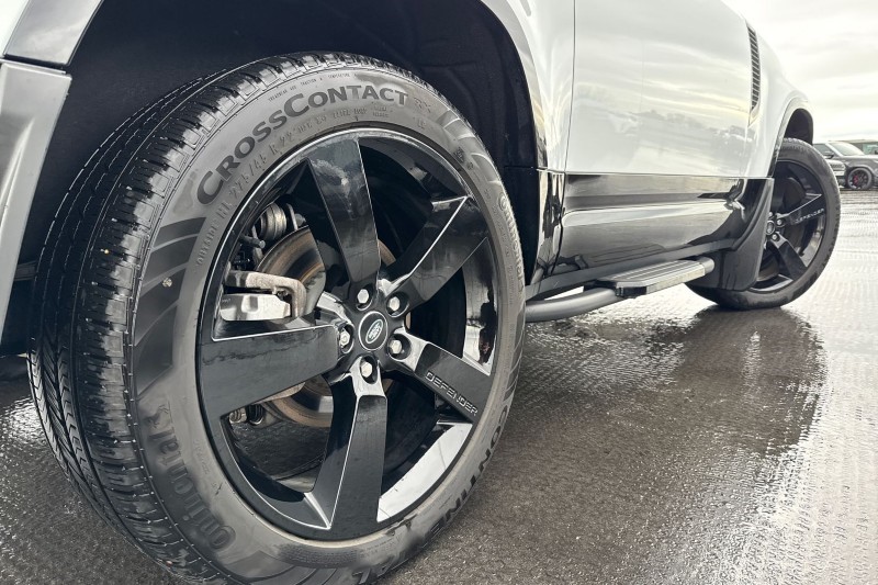 Used Land Rover Defender 2024 for sale - 76984335: Photo 42