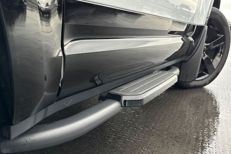 Used Land Rover Defender 2024 for sale - 76984335: Photo 46