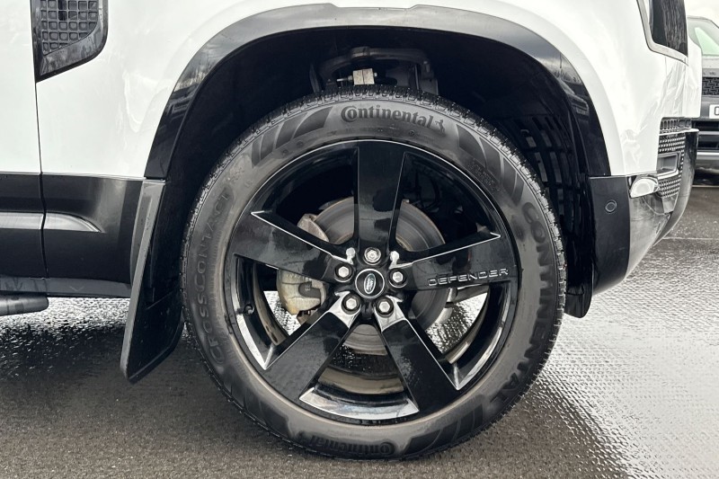 Used Land Rover Defender 2024 for sale - 76984335: Photo 8