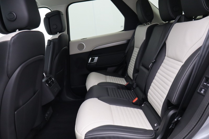 Used Land Rover Discovery 2025 for sale - 77758740: Photo 4