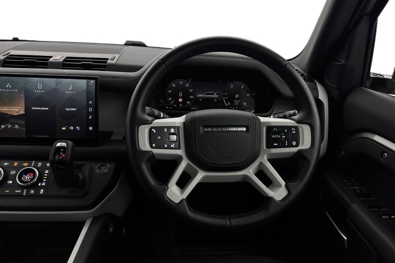 Used Land Rover Defender 2024 for sale - 77435220: Photo 15