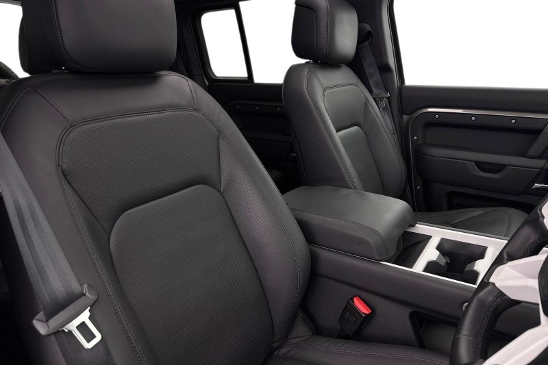 Used Land Rover Defender 2024 for sale - 77435220: Photo 26