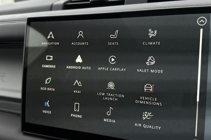 Used Land Rover Defender 2024 for sale - 77435220: Photo 30