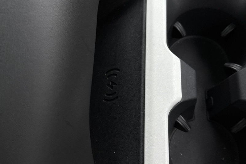 Used Land Rover Defender 2024 for sale - 77435220: Photo 34