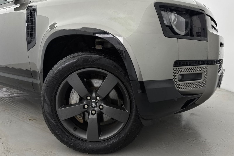 Used Land Rover Defender 2024 for sale - 77435220: Photo 38