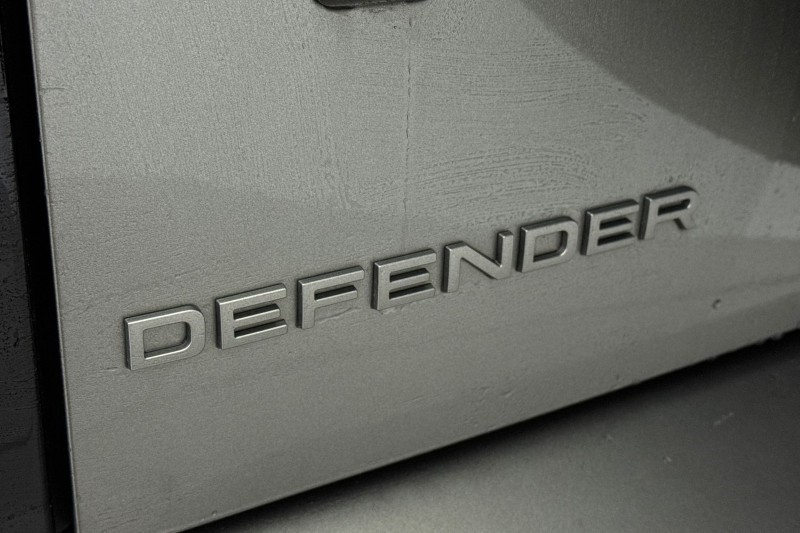 Used Land Rover Defender 2024 for sale - 77435220: Photo 41