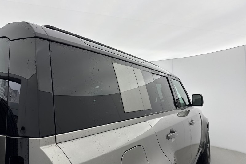 Used Land Rover Defender 2024 for sale - 77435220: Photo 47