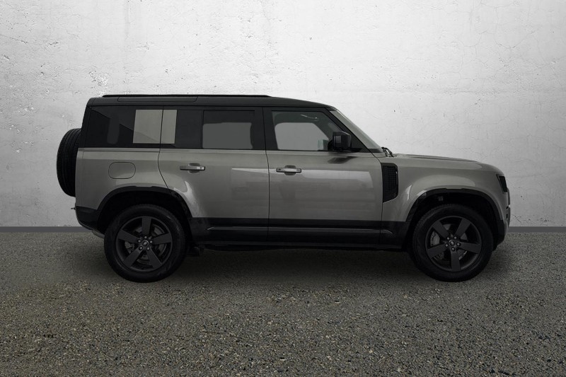 Used Land Rover Defender 2024 for sale - 77435220: Photo 5