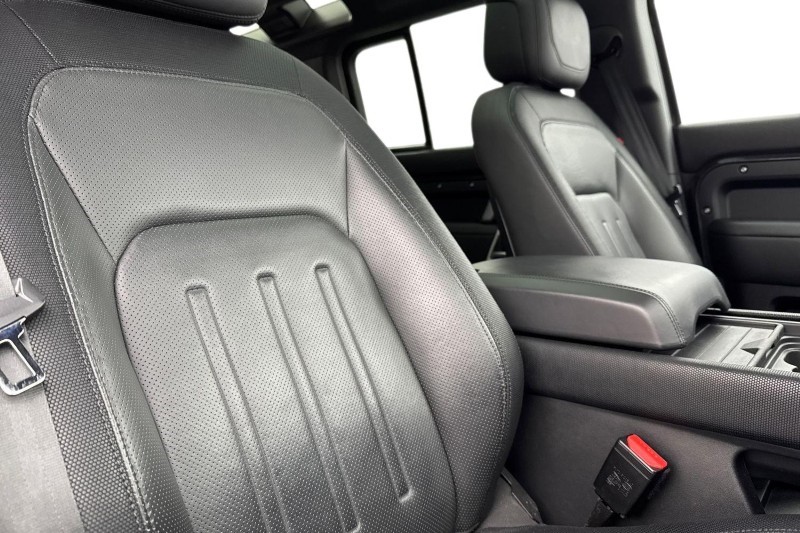 Used Land Rover Defender 2021 for sale - 77492806: Photo 26