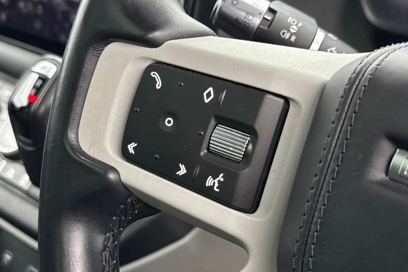 Used Land Rover Defender 2021 for sale - 77492806: Photo 27