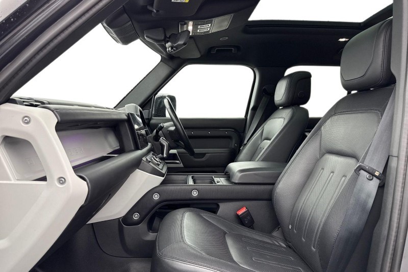 Used Land Rover Defender 2021 for sale - 77492806: Photo 3