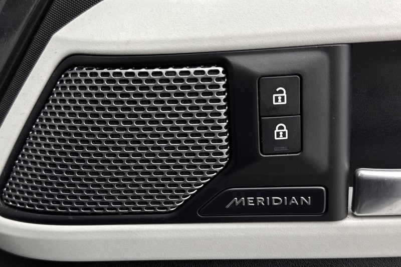 Used Land Rover Defender 2021 for sale - 77492806: Photo 47