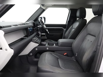 Used Land Rover Defender 2020 for sale - 78941748: Photo
