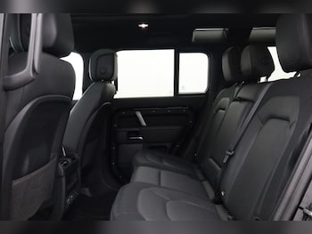 Used Land Rover Defender 2023 for sale - 78630288: Photo