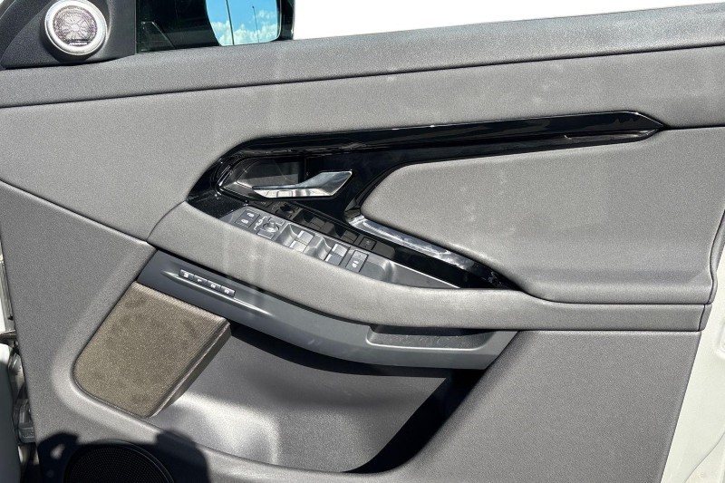 Used Land Rover Range Rover Evoque 2025 for sale - 77261795: Photo 22